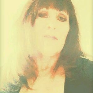 Meet your Posher, Luann